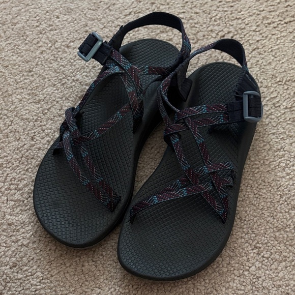 Chaco Shoes - Chaco Black and Multicolor Strappy Sandals size W 9